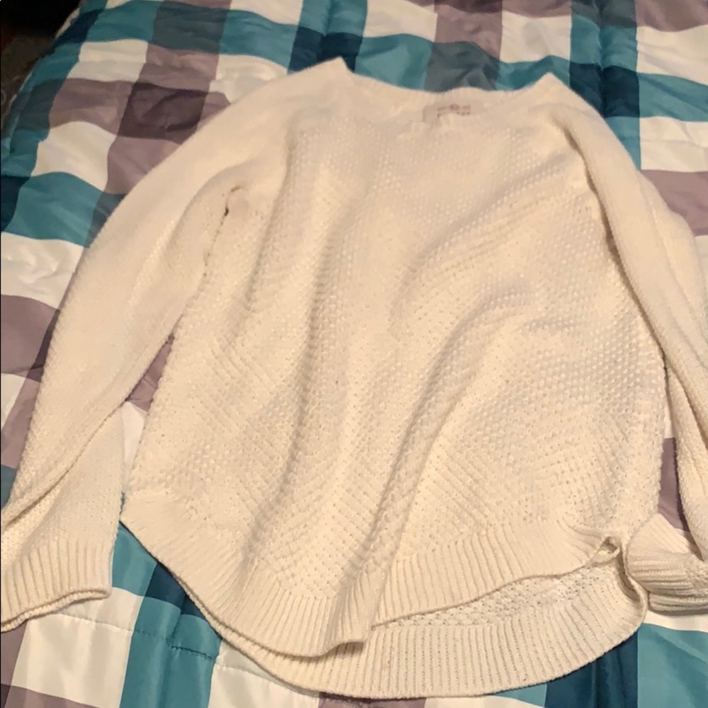Comfy white sweater